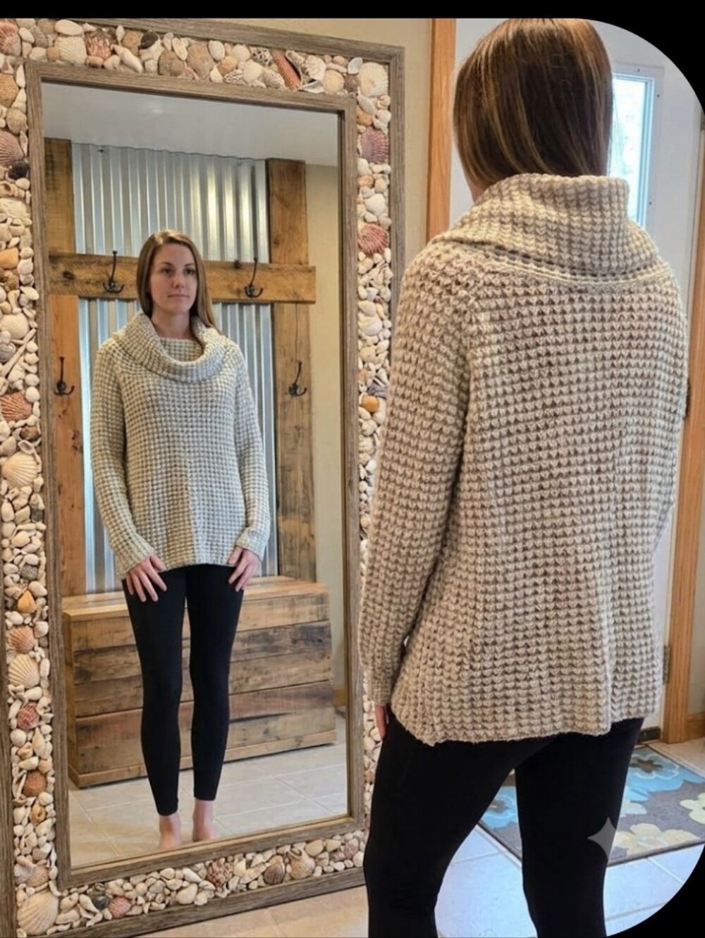 BB Dakota Soft Knit Turtleneck Sweater L Tan/ivory